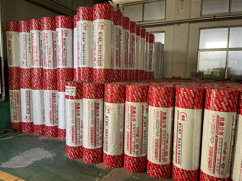 聚乙烯丙(滌)綸復(fù)合防水卷材