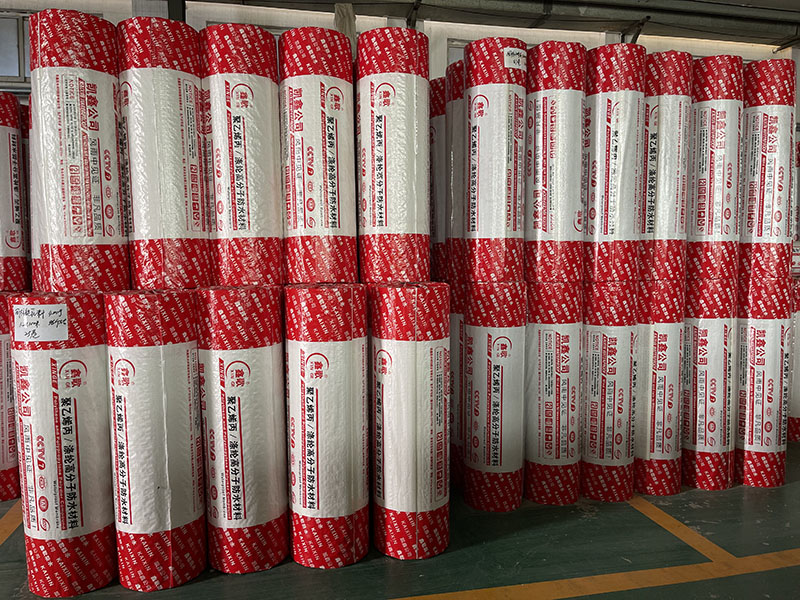 聚乙烯丙(滌)綸復(fù)合防水卷材